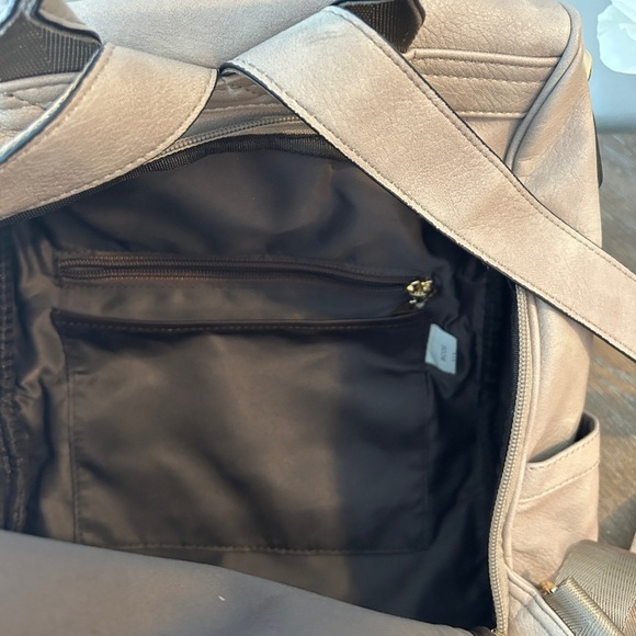 Cluci Women's taupe leather fashion anti-theft Backpack - Picture 7 of 8